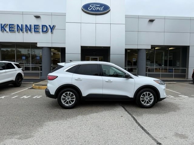Certified 2022 Ford Escape SE w/ Convenience Package AWD/4WD image 17