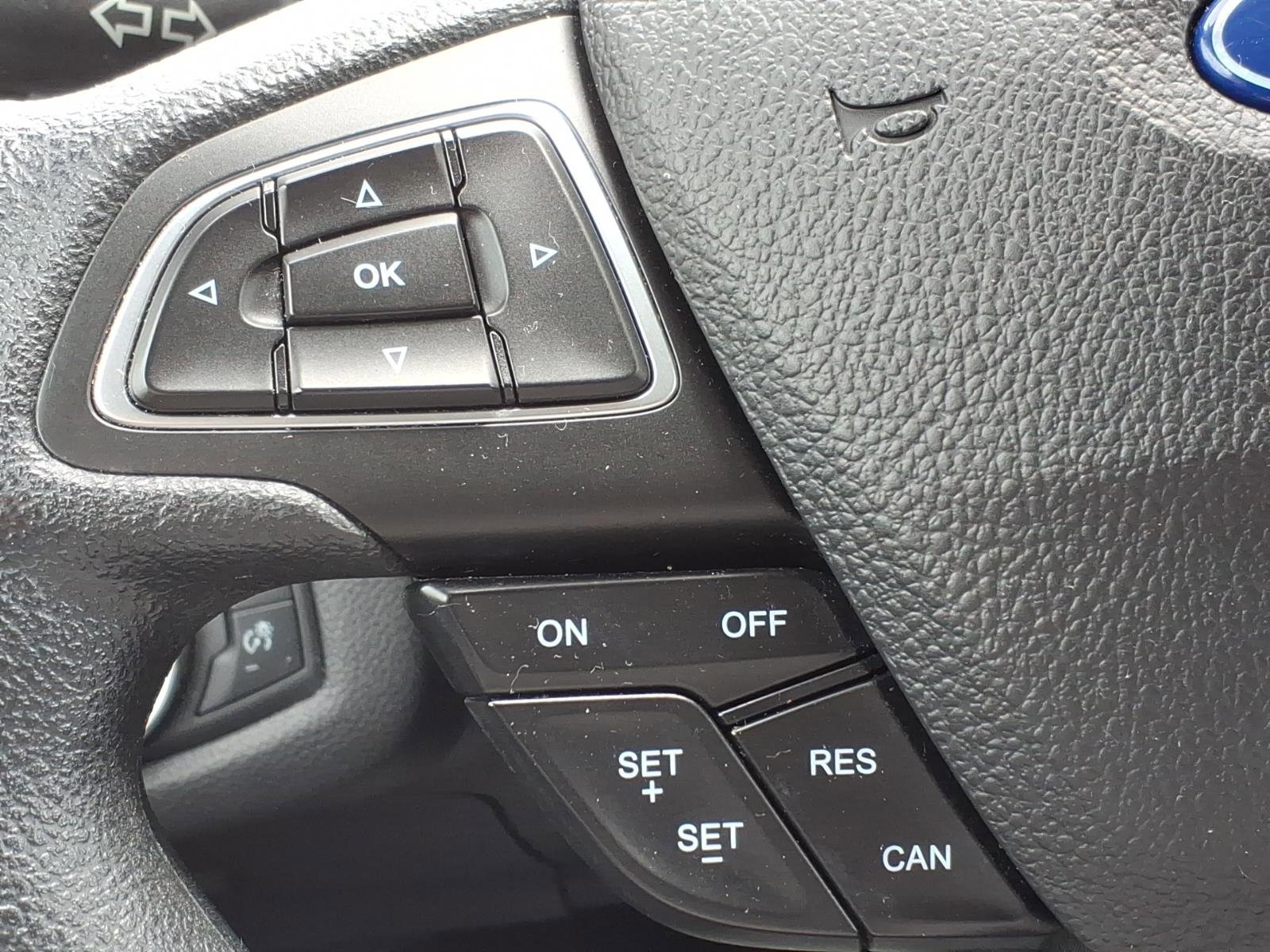 Certified 2019 Ford Escape SE FWD image 25
