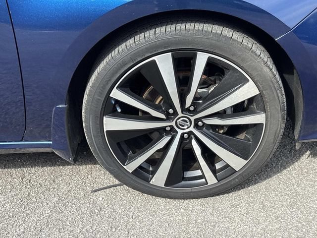 Used 2022 Nissan Altima 2.5 SR FWD image 9