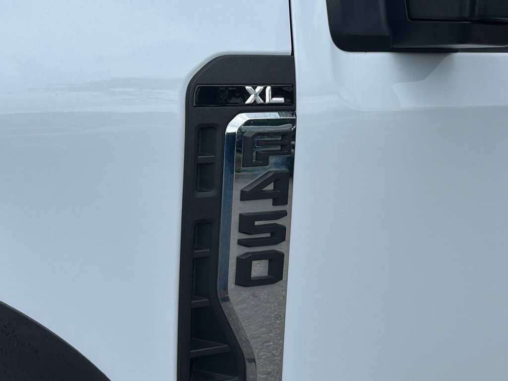 Certified 2025 Ford F450 XL AWD/4WD image 18