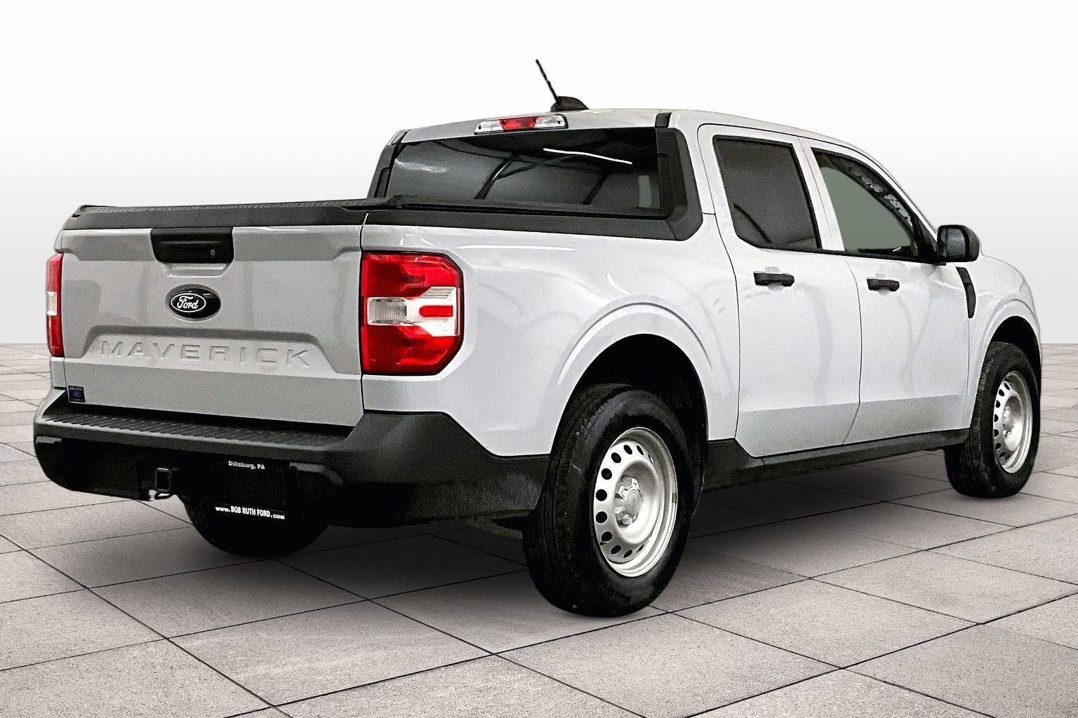 Certified 2025 Ford Maverick XL w/ Equipment Group 102A image 11