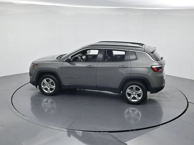 Used 2024 Jeep Compass Latitude AWD/4WD image 42