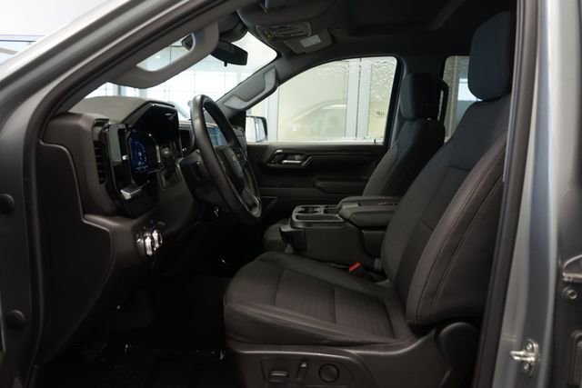 Used 2023 Chevrolet Silverado 1500 LT image 21