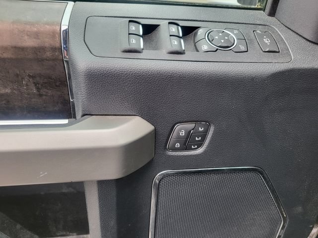 Certified 2022 Ford F350 Lariat RWD image 9