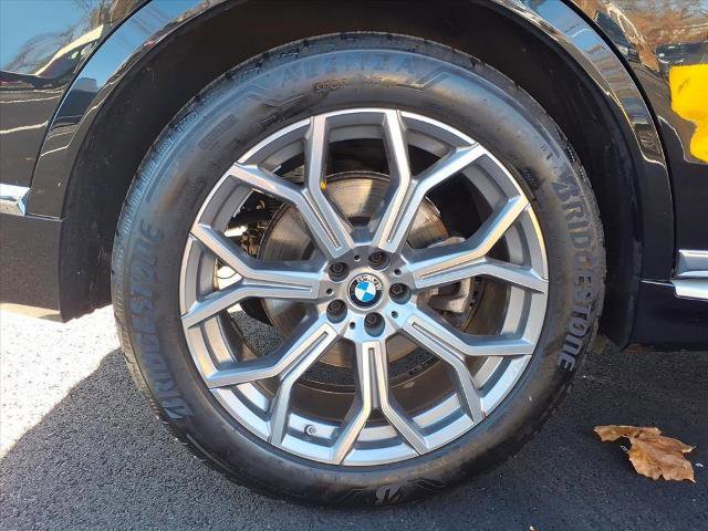 Used 2024 BMW X7 xDrive40i image 26