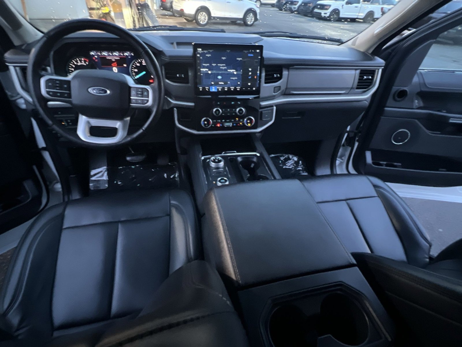 Certified 2024 Ford Expedition XLT image 23