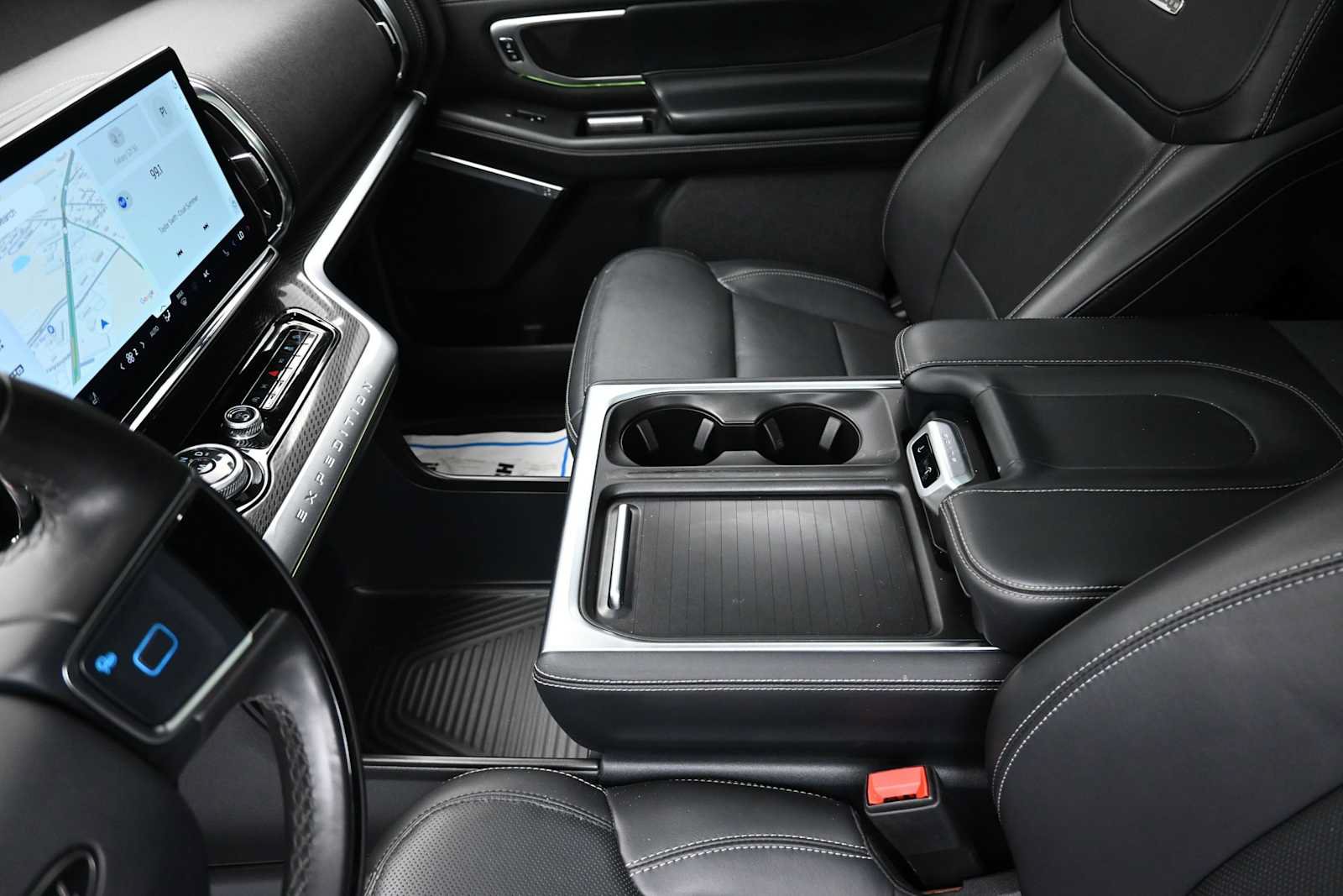 Certified 2025 Ford Expedition Platinum w/ Stealth Appearance Package AWD/4WD image 14