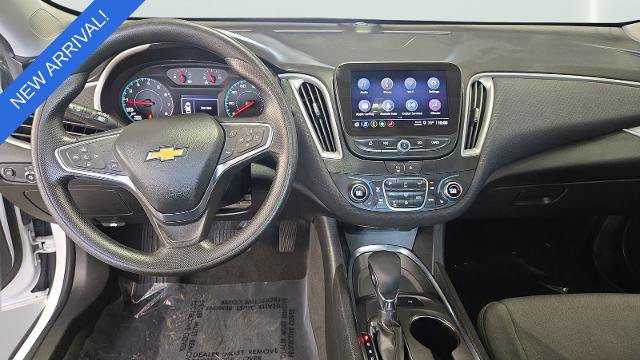 Used 2024 Chevrolet Malibu LT FWD image 17