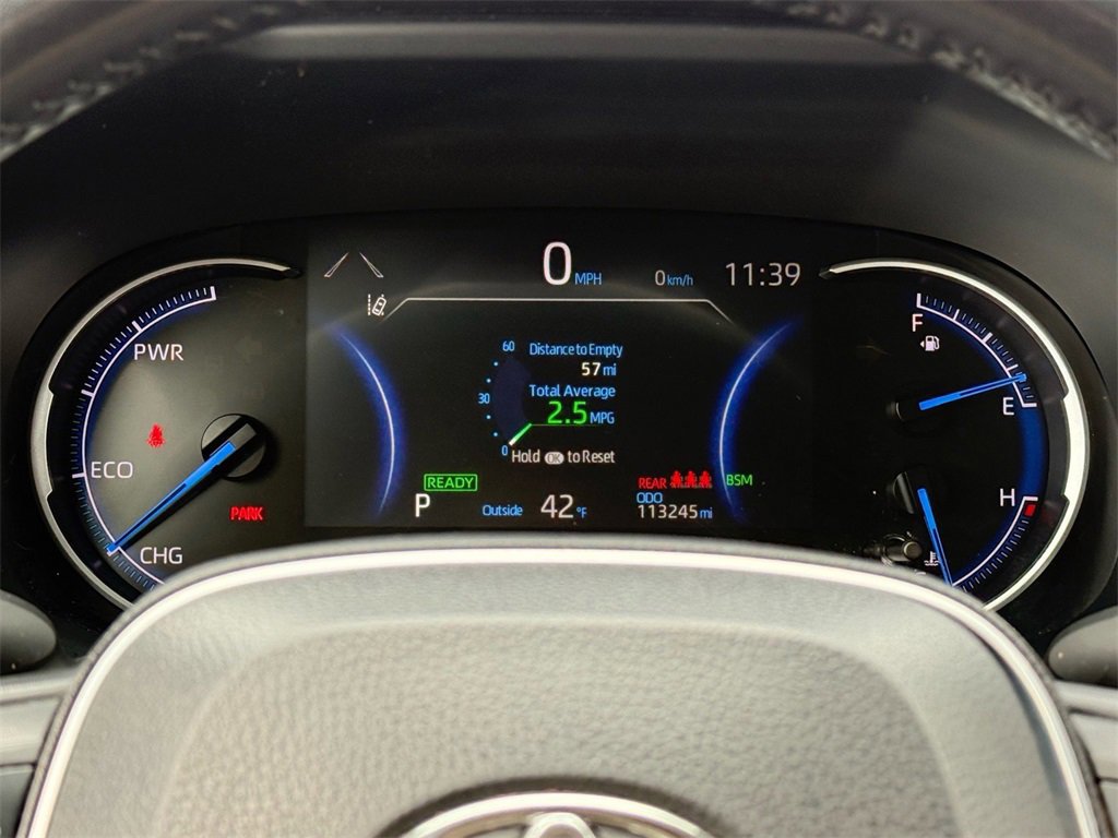 Used 2023 Toyota RAV4 XLE Premium image 19