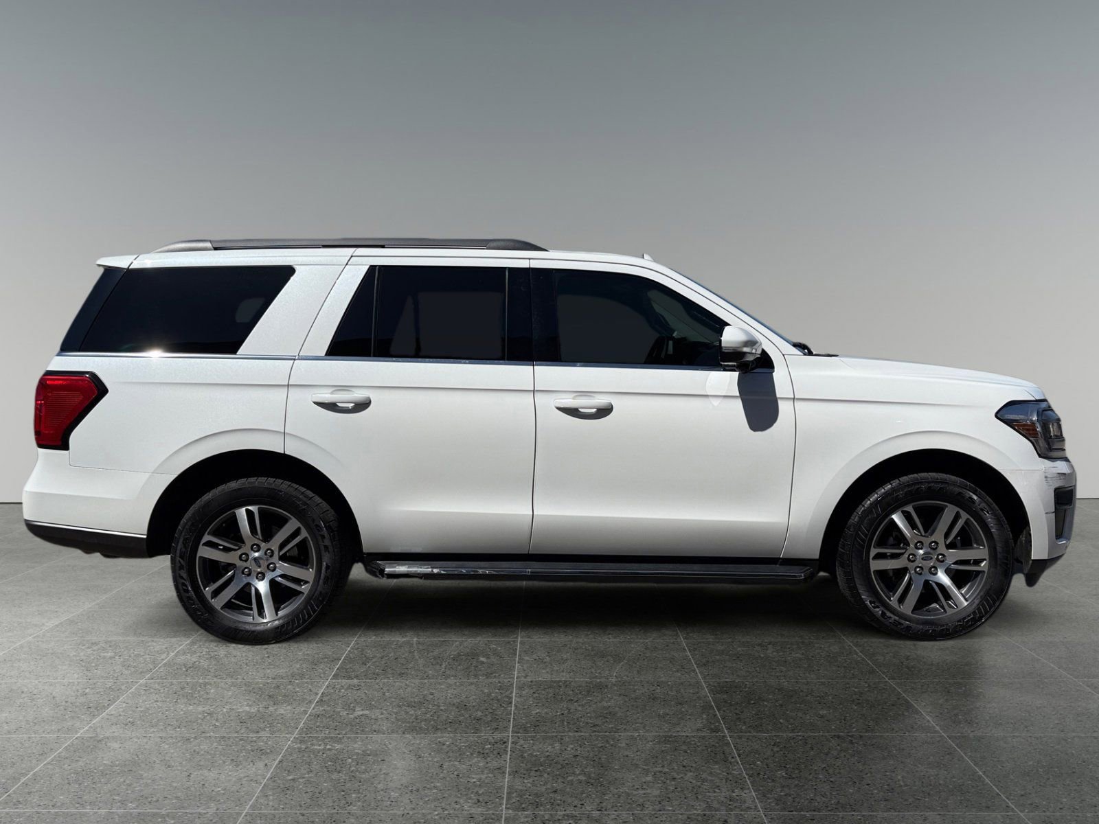 Certified 2023 Ford Expedition XLT AWD/4WD image 8