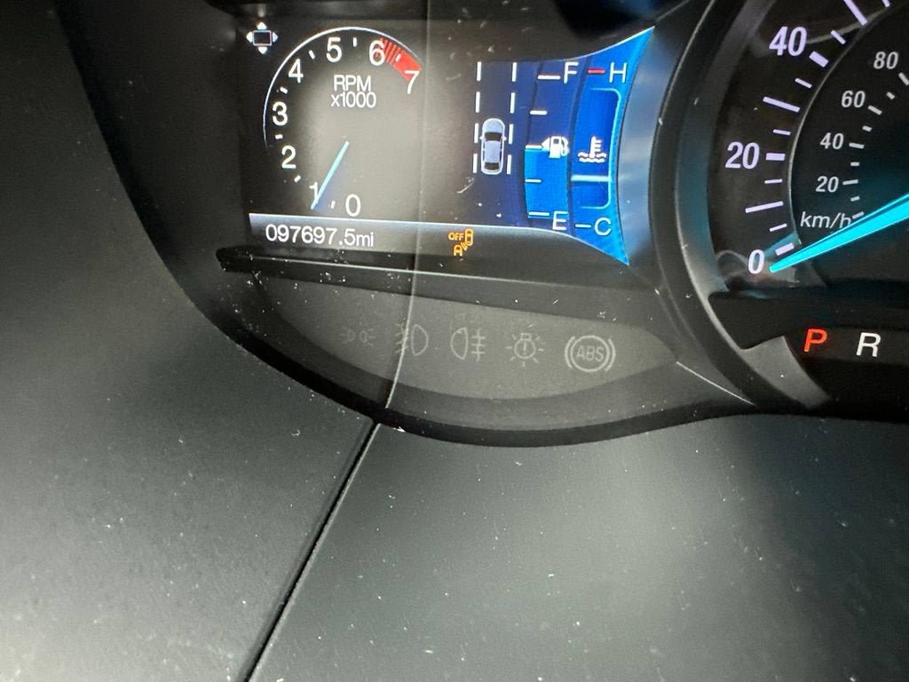 Certified 2018 Ford Edge Titanium w/ Equipment Group 302A AWD/4WD image 17