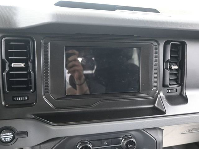 Certified 2023 Ford Bronco 2-Door AWD/4WD image 7