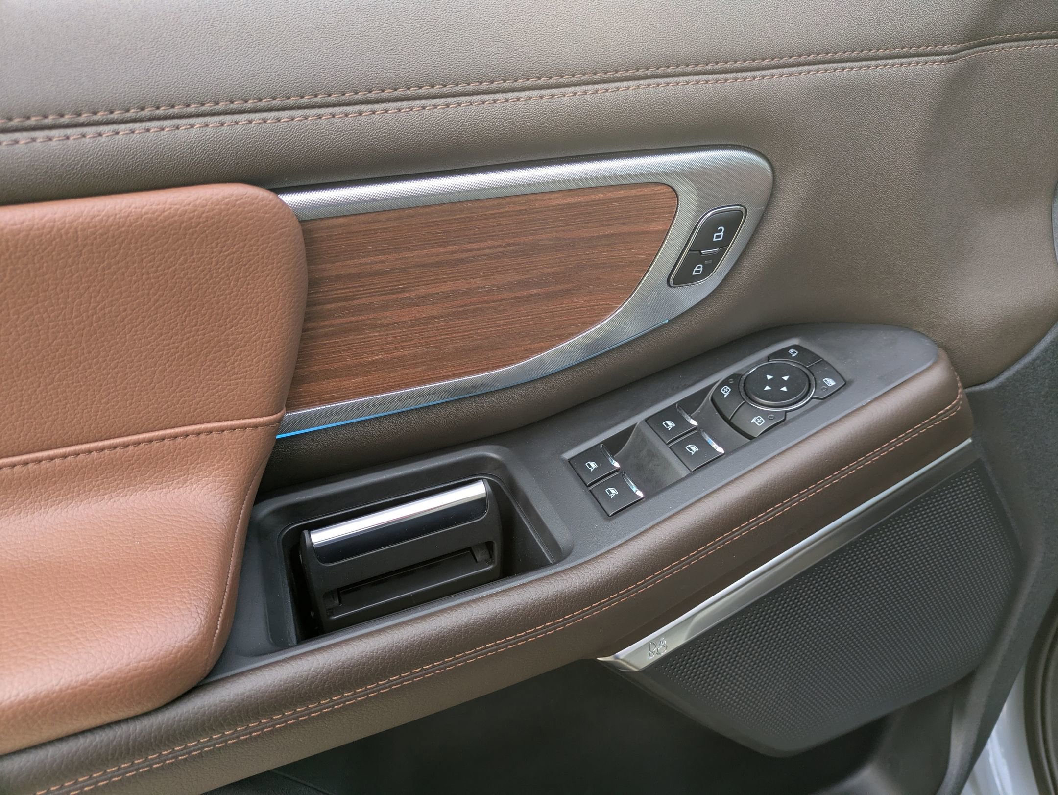 Certified 2025 Ford Expedition King Ranch image 16