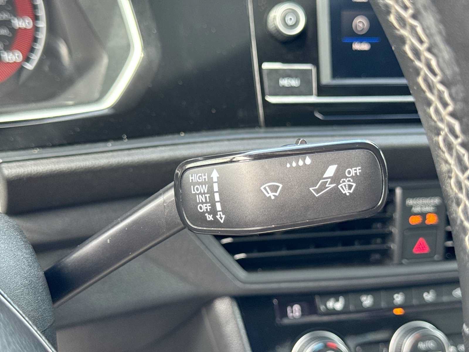 Used 2020 Volkswagen Jetta R-Line FWD image 26