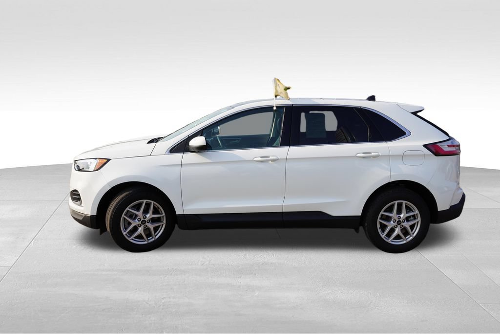 Certified 2024 Ford Edge SEL w/ Convenience Package AWD/4WD image 9