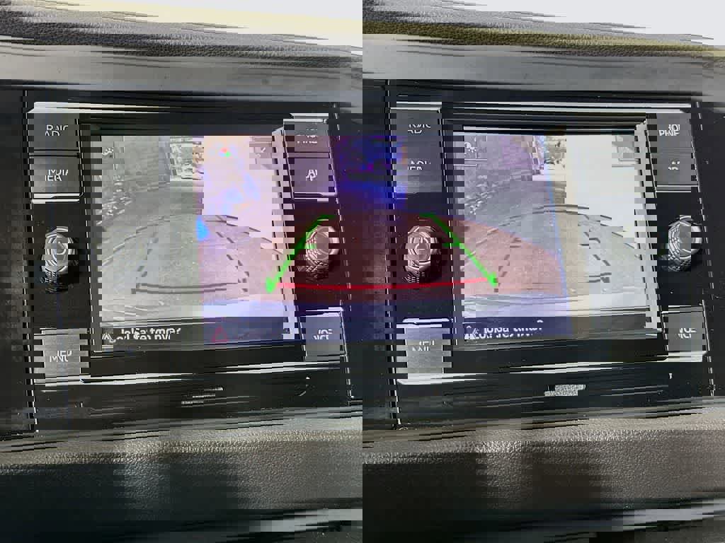 Used 2024 Volkswagen Jetta SE image 27