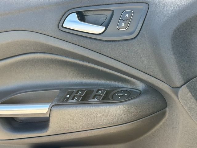 Certified 2019 Ford Escape SE FWD image 28