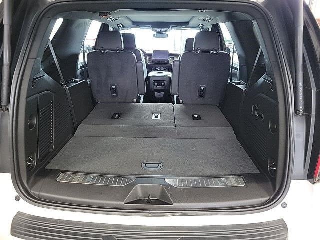 Used 2024 Chevrolet Tahoe RST w/ Luxury Package AWD/4WD image 15