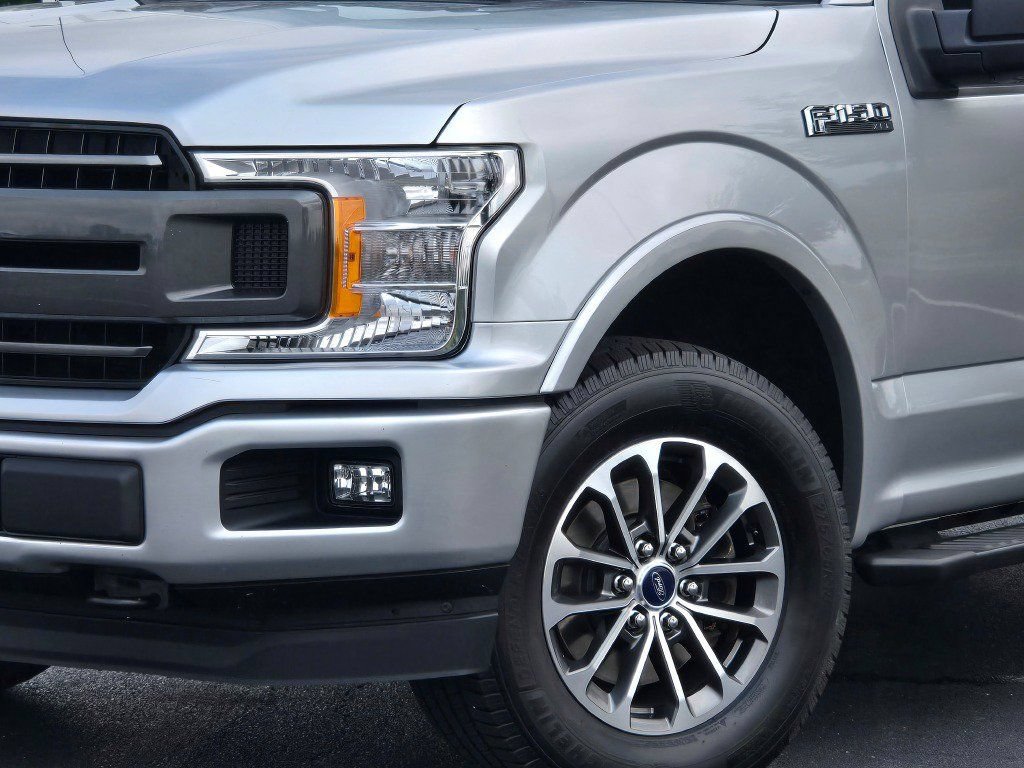 Certified 2018 Ford F150 XLT w/ Equipment Group 302A Luxury AWD/4WD image 2