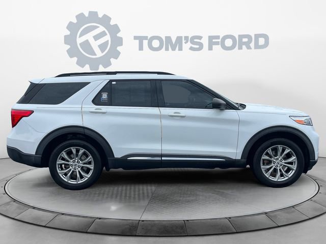 Certified 2020 Ford Explorer XLT w/ Equipment Group 202A AWD/4WD image 8