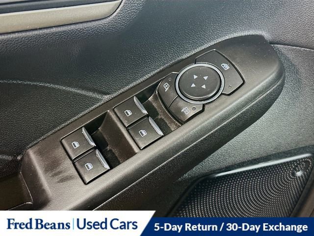 Certified 2021 Ford Escape SE w/ SE Sport Appearance Package image 17