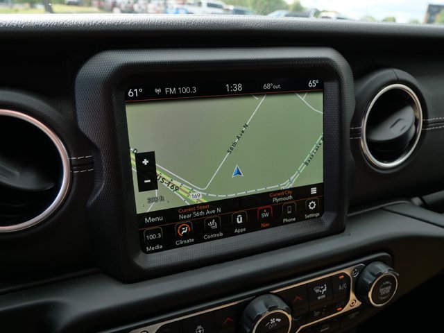 Used 2022 Jeep Wrangler Unlimited Sahara w/ Cold Weather Group AWD/4WD image 30