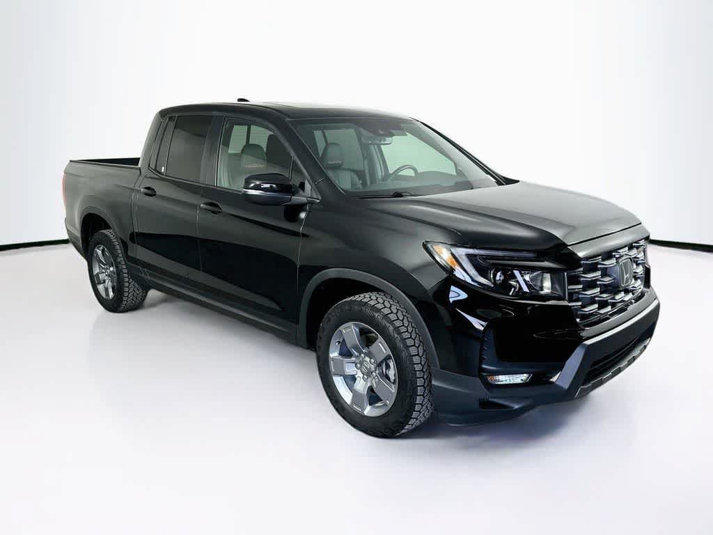 Used 2025 Honda Ridgeline TrailSport image 22