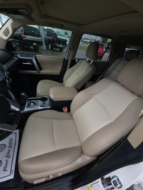 Used 2023 Toyota 4Runner SR5 Premium w/ Moonroof Package RWD image 29