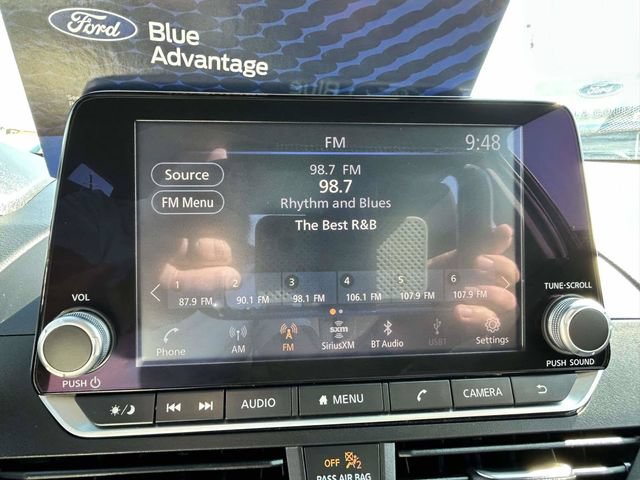 Used 2025 Nissan Altima 2.5 SV FWD image 16