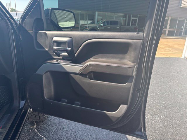 Used 2018 Chevrolet Silverado 1500 LT w/ All Star Edition AWD/4WD image 19
