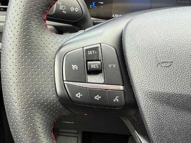 Certified 2025 Ford Escape ST-Line Select AWD/4WD image 15