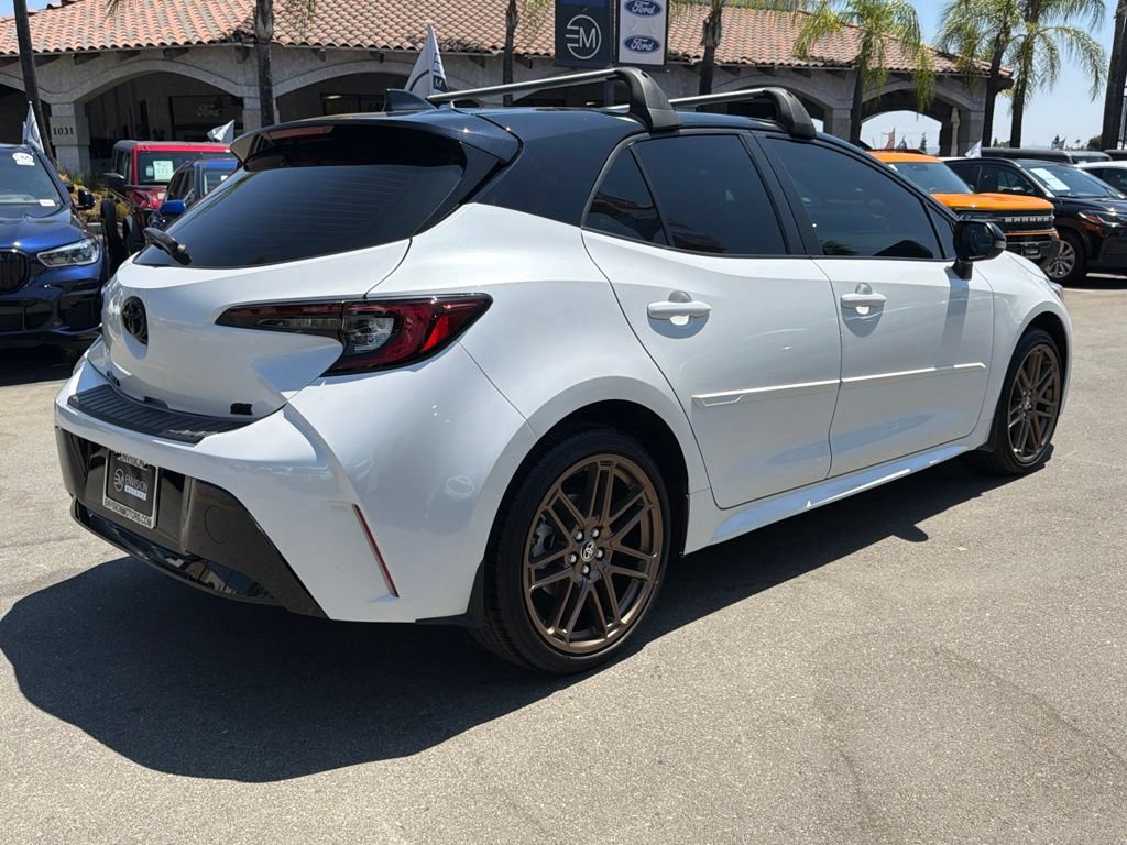 Used 2025 Toyota Corolla Hatchback w/ SE Package FWD image 13