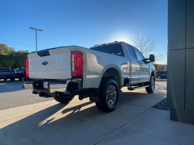 Certified 2024 Ford F250 XLT w/ Snow Plow Prep Package AWD/4WD image 7
