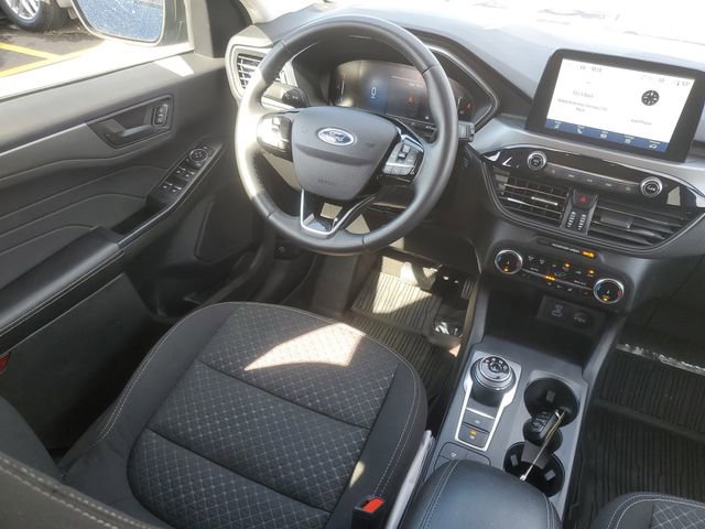 Certified 2023 Ford Escape Active AWD/4WD image 33