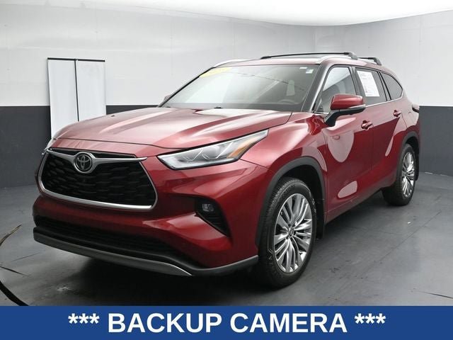 Used 2025 Toyota Highlander Platinum AWD/4WD image 5