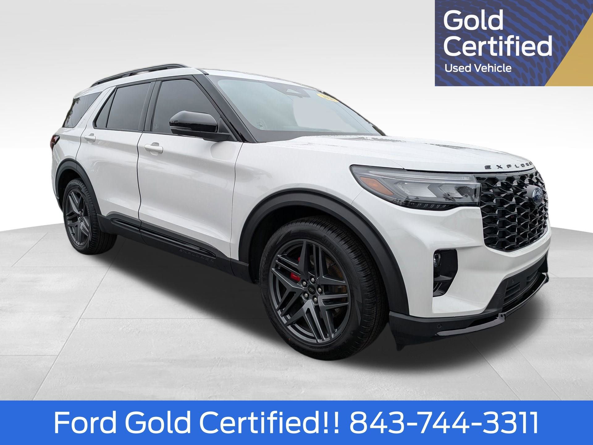 Certified 2025 Ford Explorer ST image 1