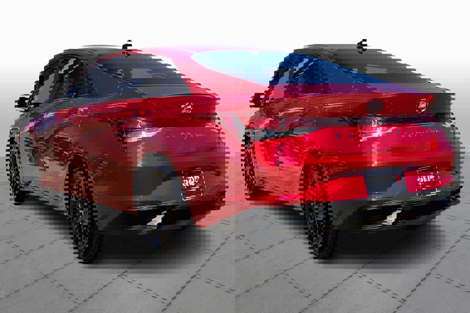 Used 2023 Hyundai Elantra SEL w/ Preferred Accessory Package image 4