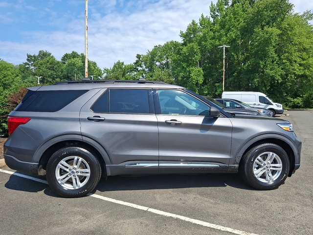 Certified 2021 Ford Explorer XLT AWD/4WD image 11