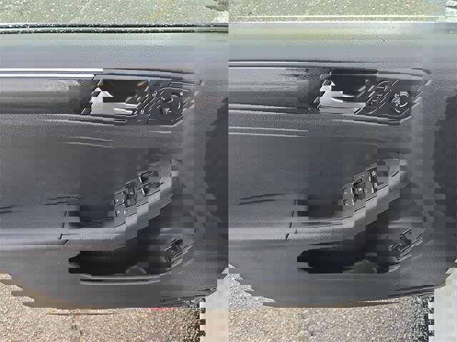 Used 2017 Volkswagen Jetta SEL image 13