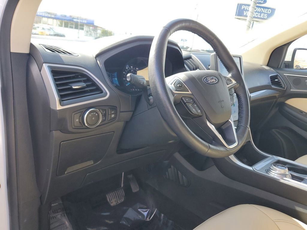 Certified 2023 Ford Edge SEL w/ Convenience Package image 16