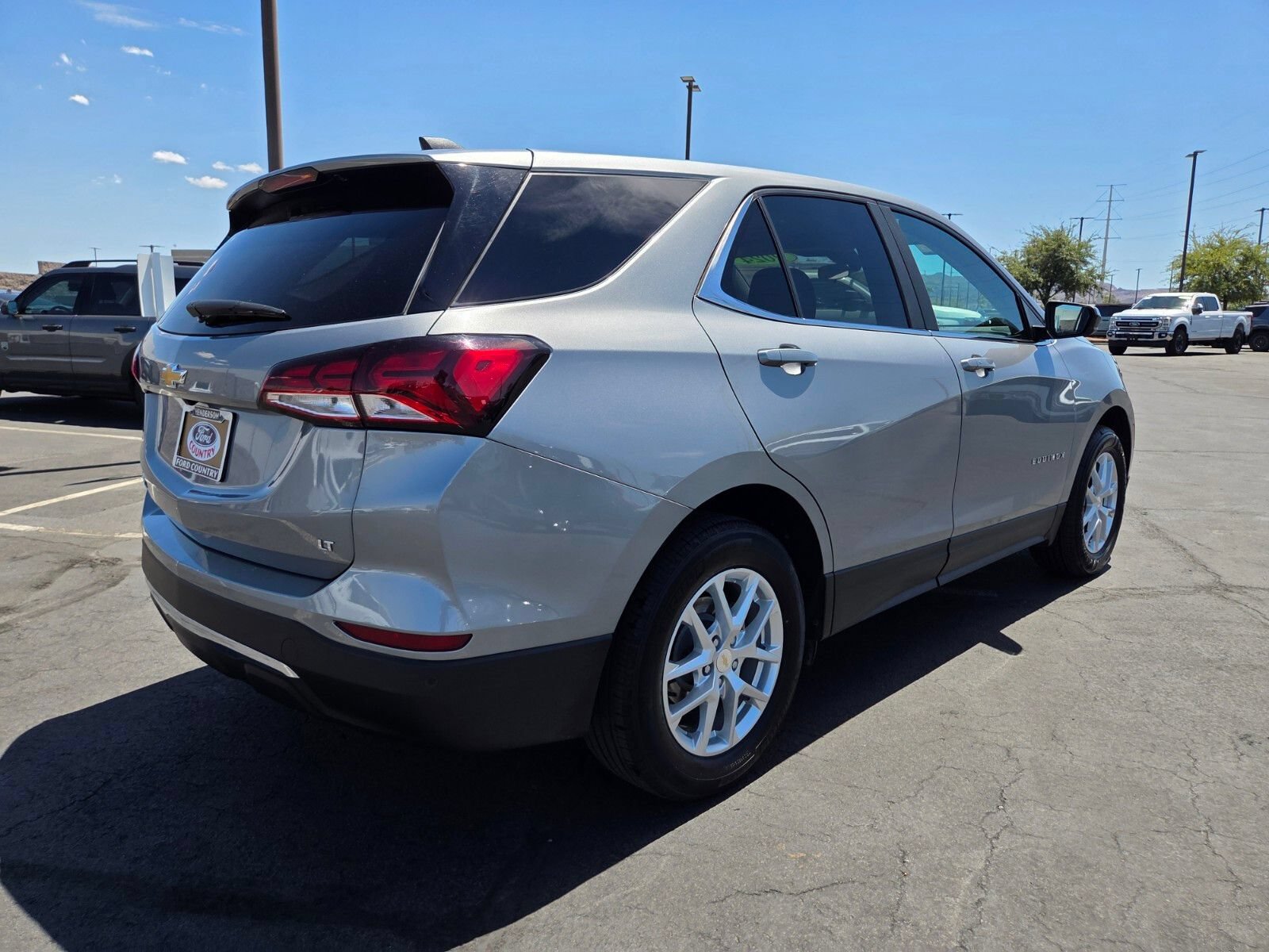 Used 2024 Chevrolet Equinox LT FWD image 6