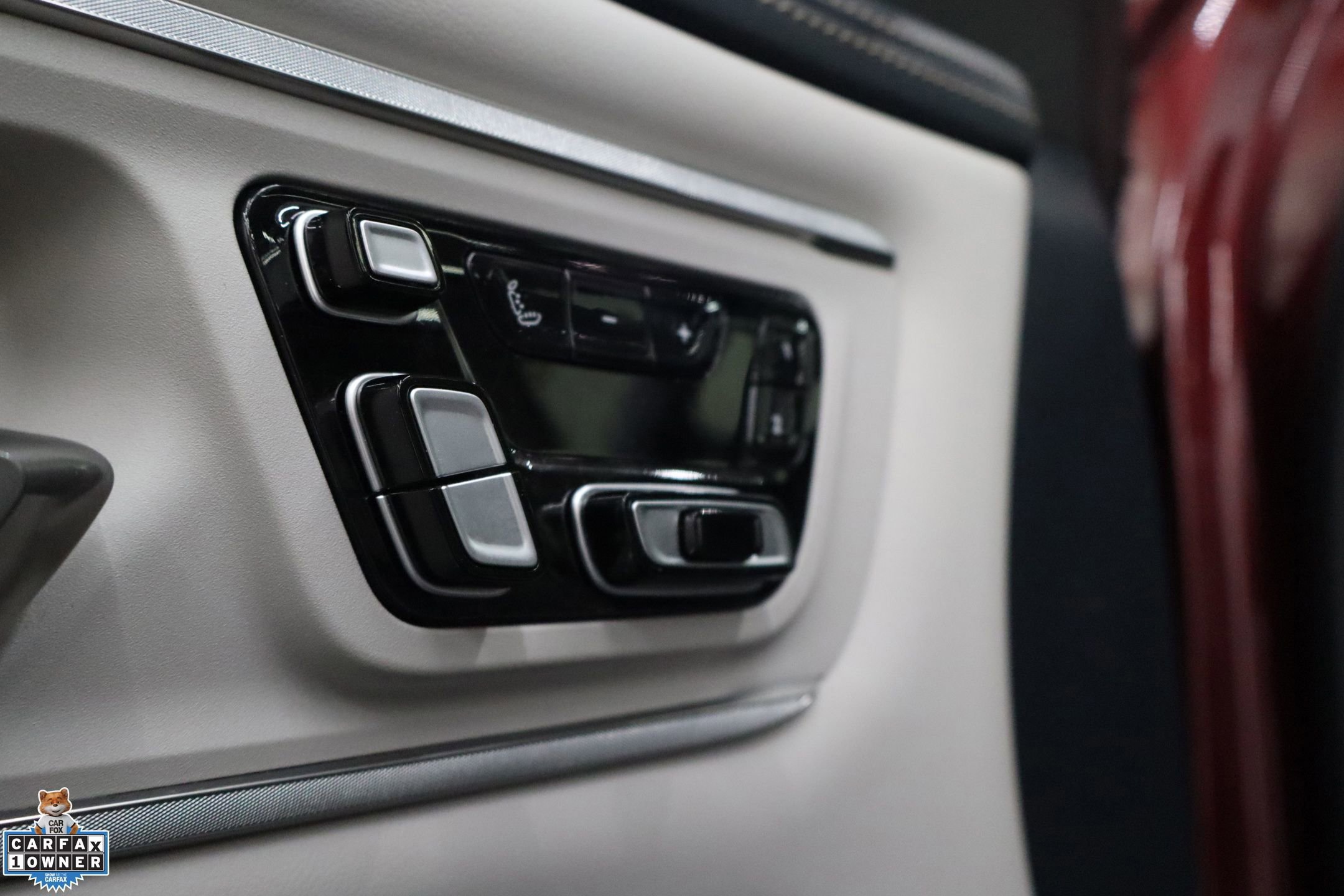 Used 2025 RAM 1500 Tungsten w/ Off Road Group image 13