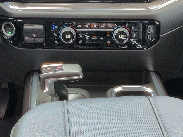 Used 2024 Chevrolet Silverado 1500 LTZ w/ Technology Package AWD/4WD image 19