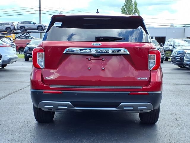 Certified 2024 Ford Explorer XLT w/ Equipment Group 202A AWD/4WD image 6