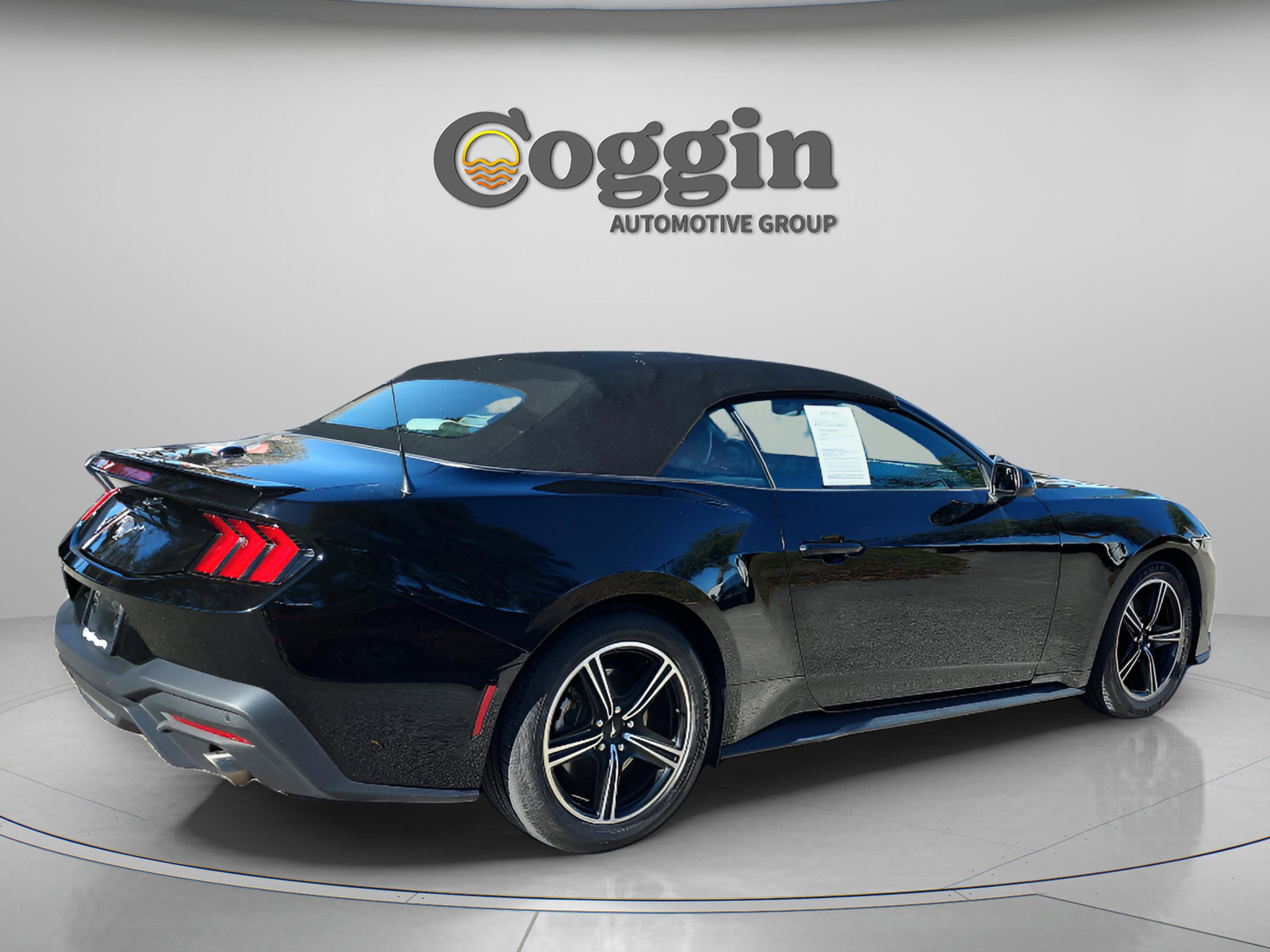 Certified 2024 Ford Mustang Premium image 3
