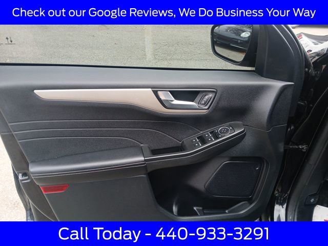 Certified 2022 Ford Escape SEL image 32