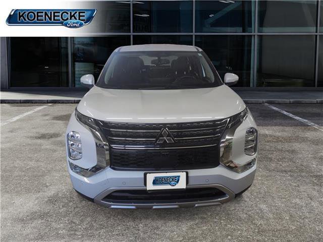 Used 2022 Mitsubishi Outlander SE image 9