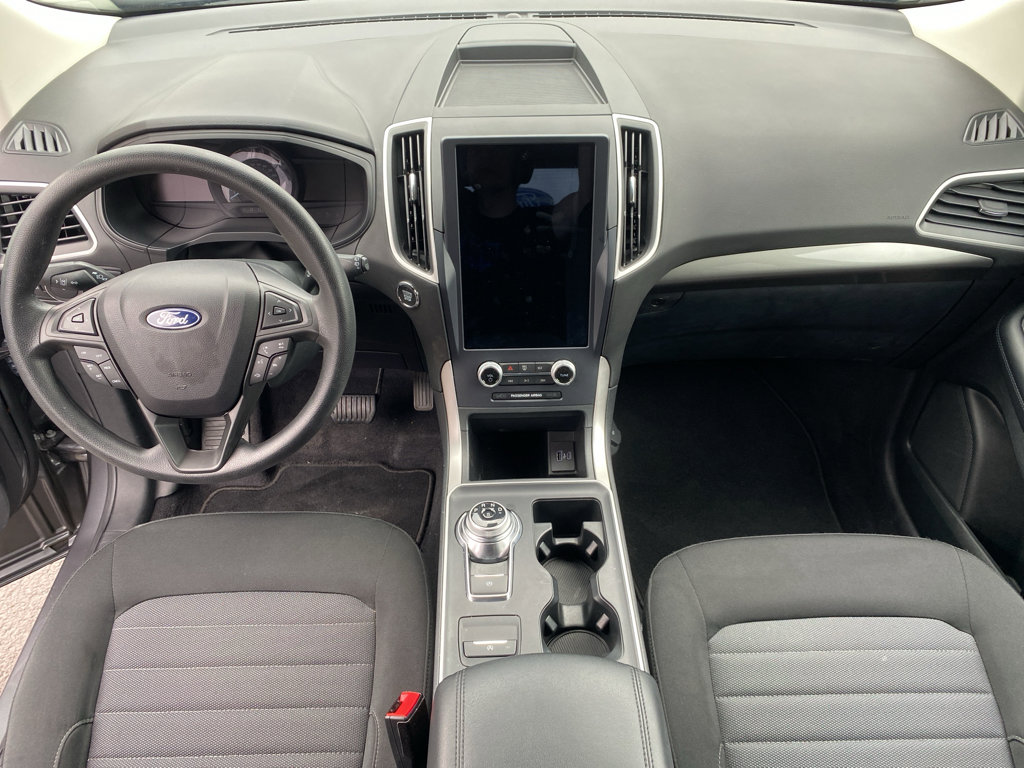 Certified 2022 Ford Edge SE w/ Black Appearance Package AWD/4WD image 14