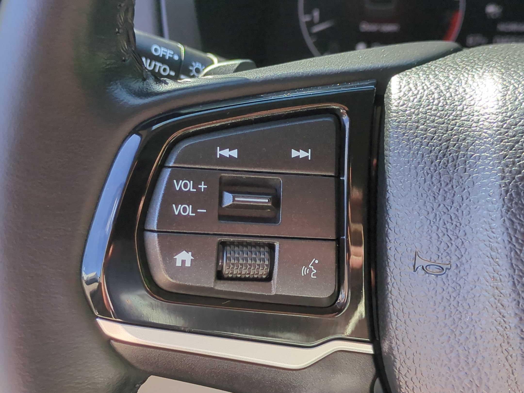 Used 2025 Honda Odyssey EX-L image 15