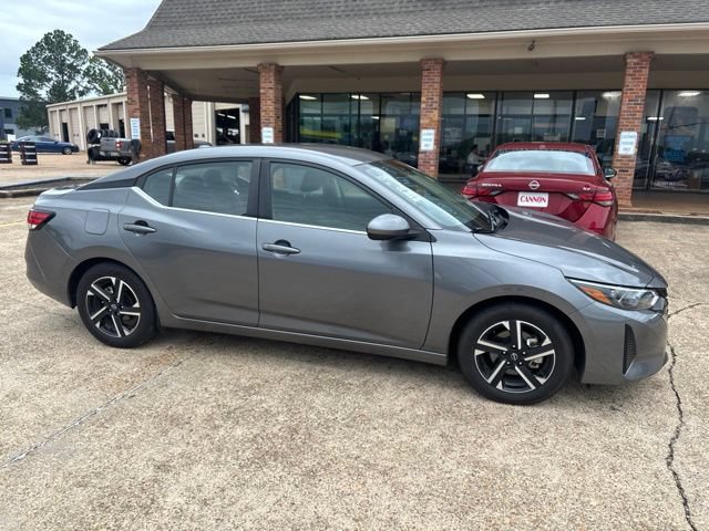 Used 2024 Nissan Sentra SV FWD image 7